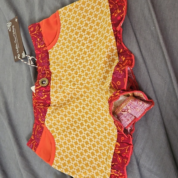 NWT‎ Size 2 Matilda Jane Red and Yellow Patterned Ruffle Shorts - Picture 1 of 4